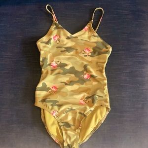 Gap Girls Camo One Piece Swimsuit M